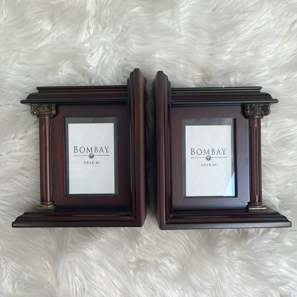 Vintage BOMBAY COMPANY Picture Frame Photo Cherry Wood Bookends Set